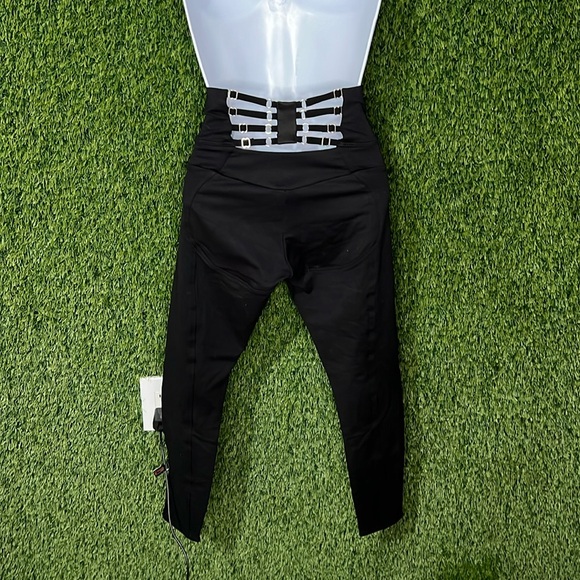 Rare! NWT Bombshell Sportswear Divine Adjustable Waist Black Leggings M - Picture 2 of 7